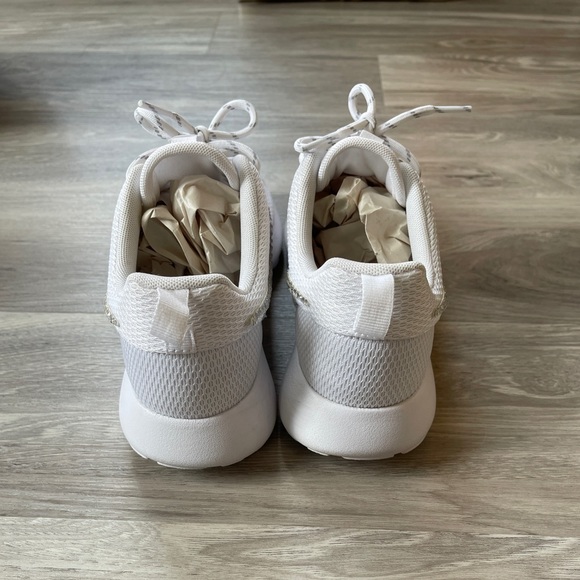 Bedazzled Crystal Nike Roshe Running Shoes - Picture 10 of 10